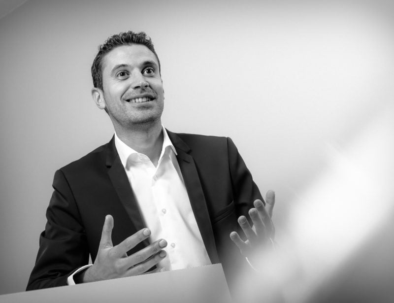 julien-corbellari-courtier-crédit-professionnel
